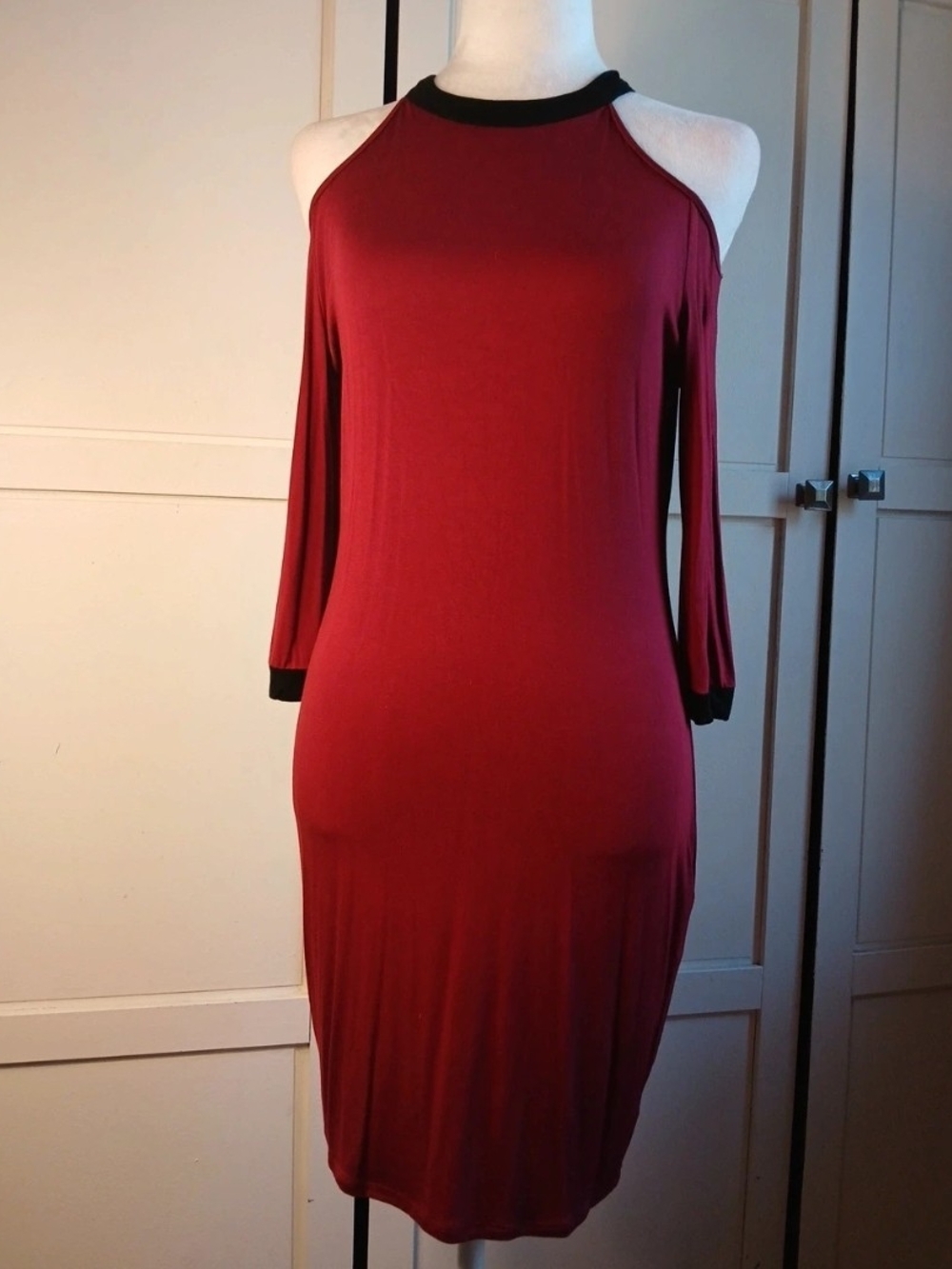 Cold-Shoulder Bodycon Dress in Burgundy with Black Trim Large